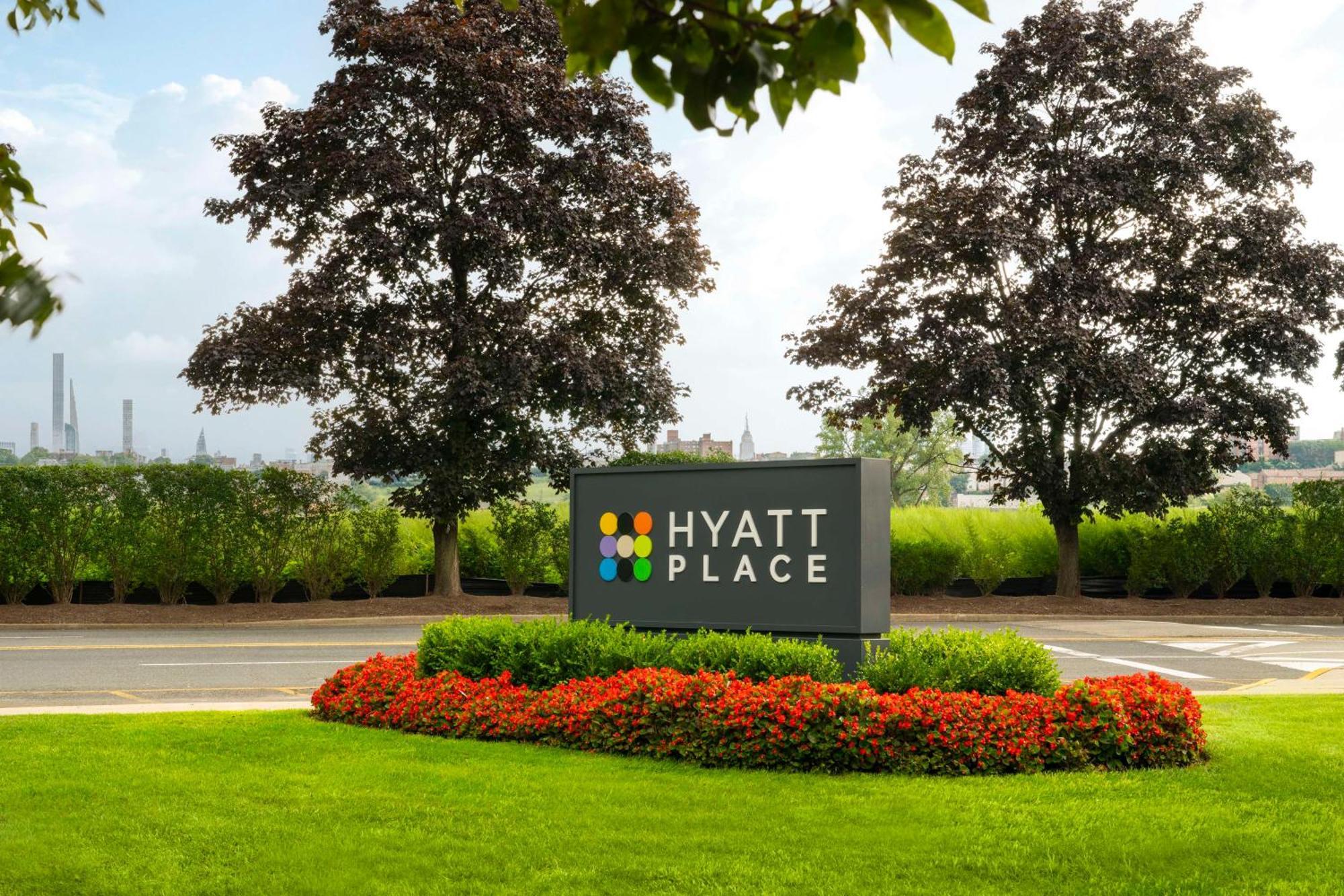 Hyatt Place - Secaucus Hotel Exterior photo