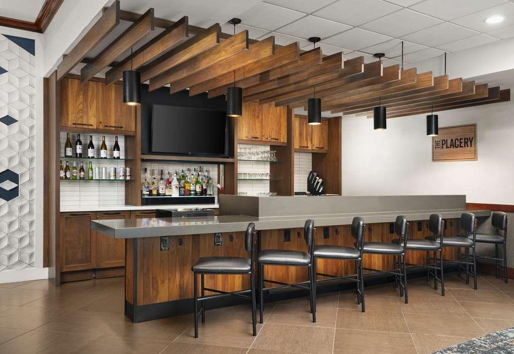 Hyatt Place - Secaucus Restaurant photo