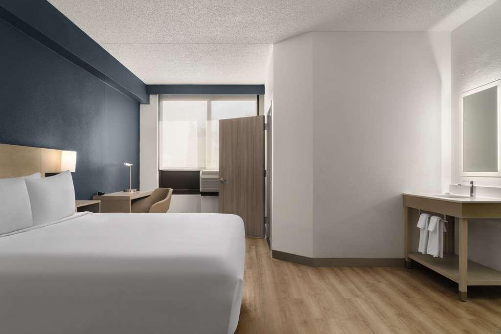 Hyatt Place - Secaucus Room photo