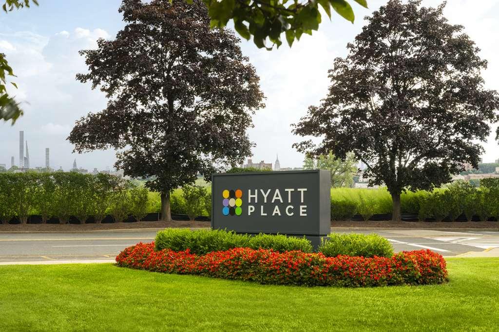 Hyatt Place - Secaucus Exterior photo